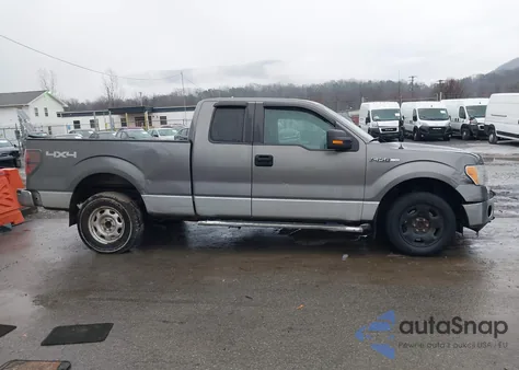 2011 Ford F150 Super Cab z USA, uszkodzony, nr VIN 1FTFX1EF8BFD05836